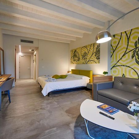 Ca' Barbini Resort Garda  Luaran gambar