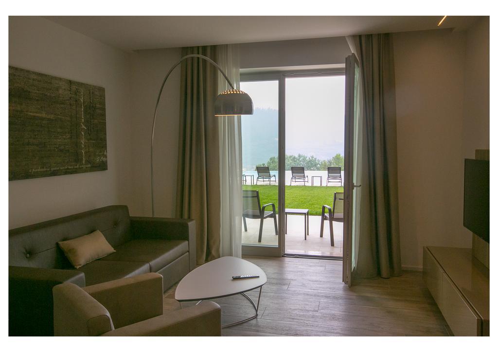 Ca' Barbini Resort Garda  Luaran gambar